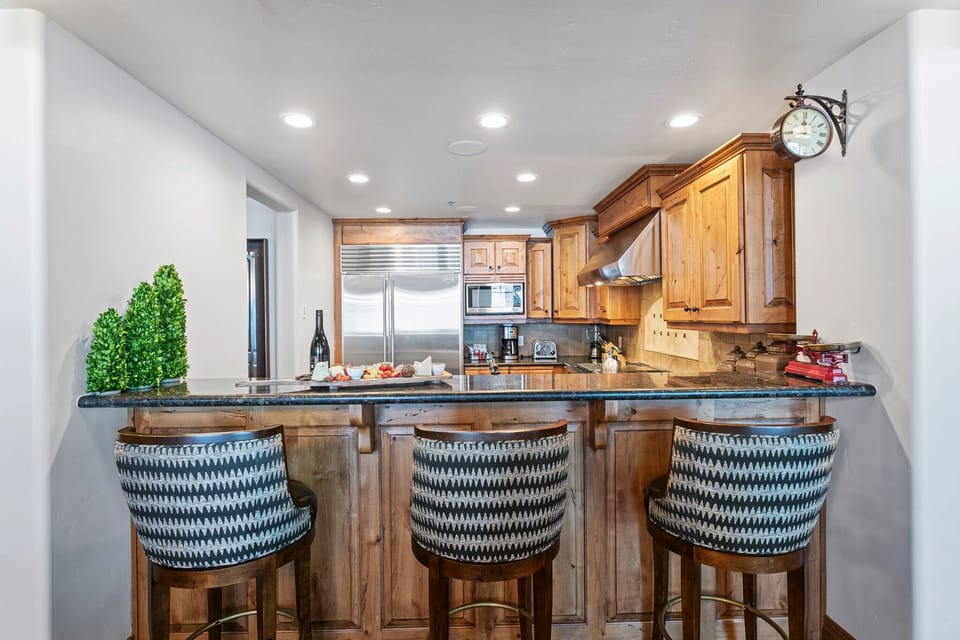 Indoors, Kitchen, Dining Table, Furniture, Table