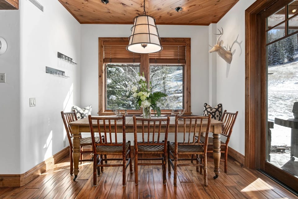 Indoors, Hardwood, Architecture, Building, Dining Room