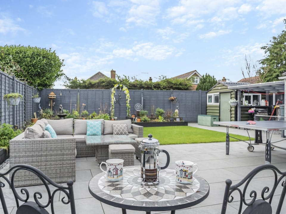 Sitting-out-area | Garden View, Bournemouth