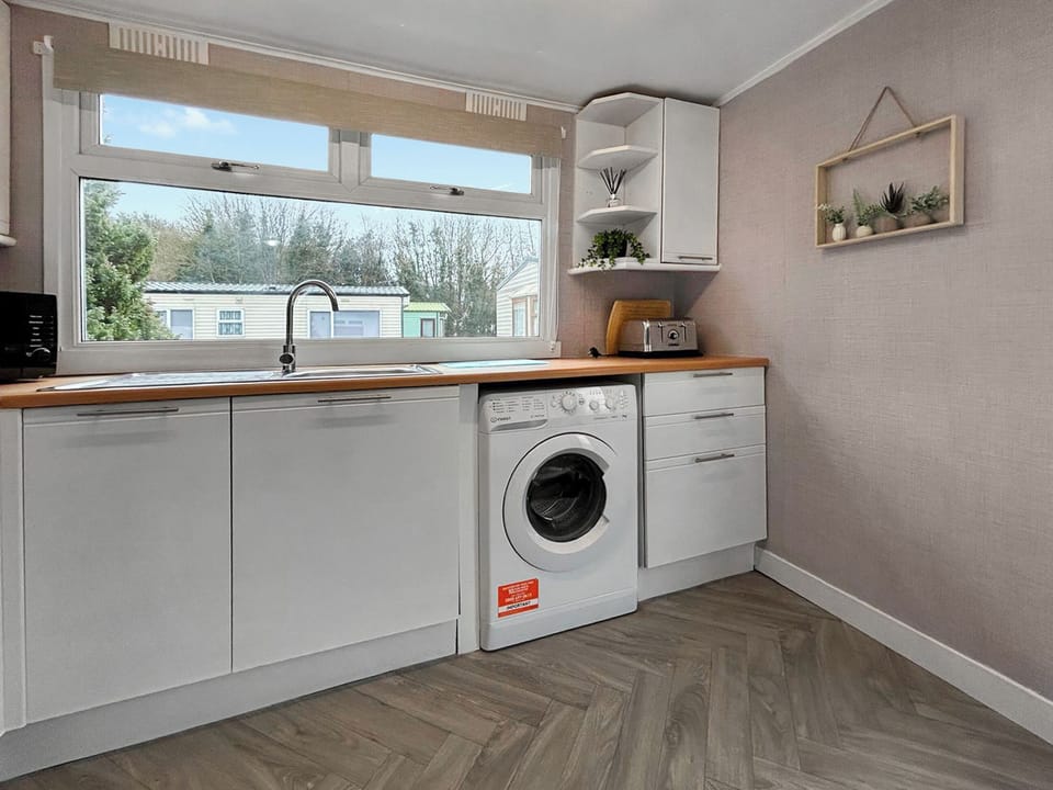 Kitchen | Lisset - Creebridge, Newton Stewart