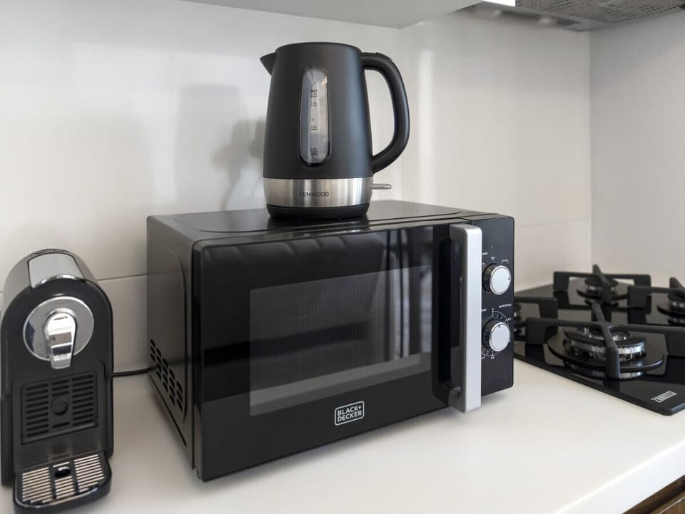 Fully Equipped Modern Kitchen