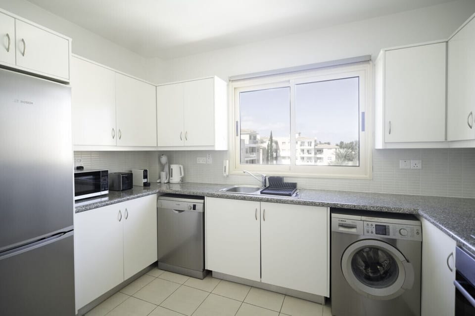 Modern Kitchen area!