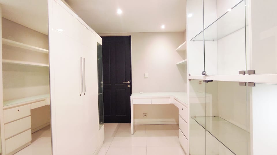 Deluxe Apartment (twin) | 3 bedrooms, iron/ironing board, free WiFi, bed sheets