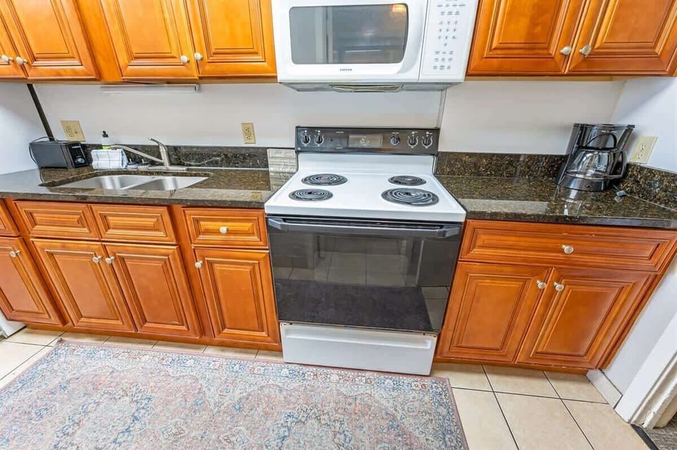 Large Kitchen Area