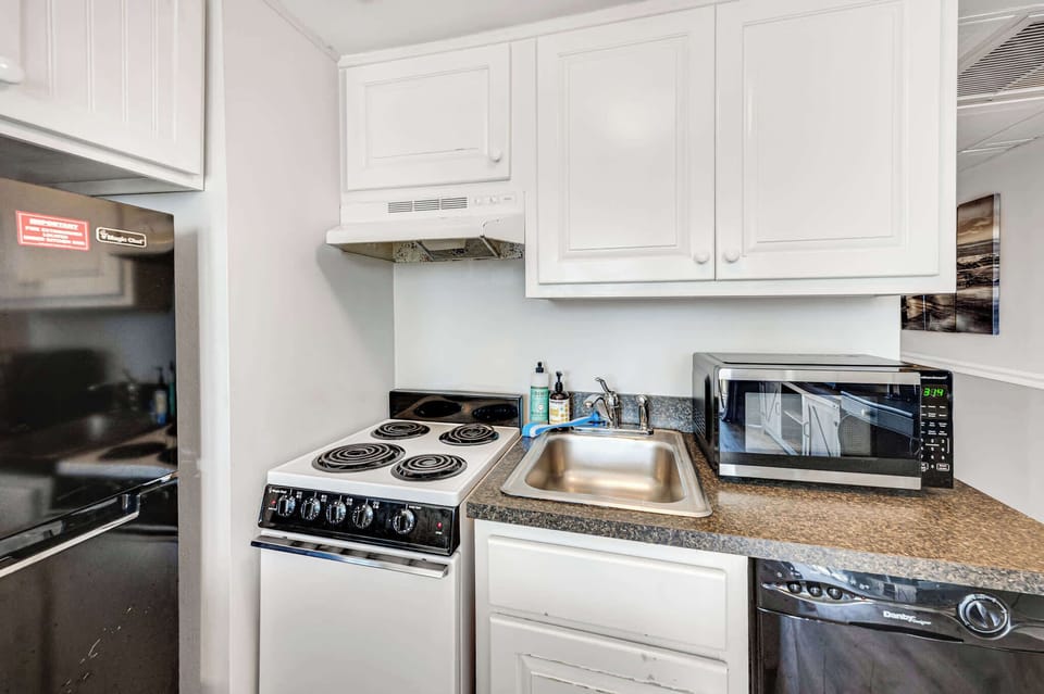 Equipped Kitchen