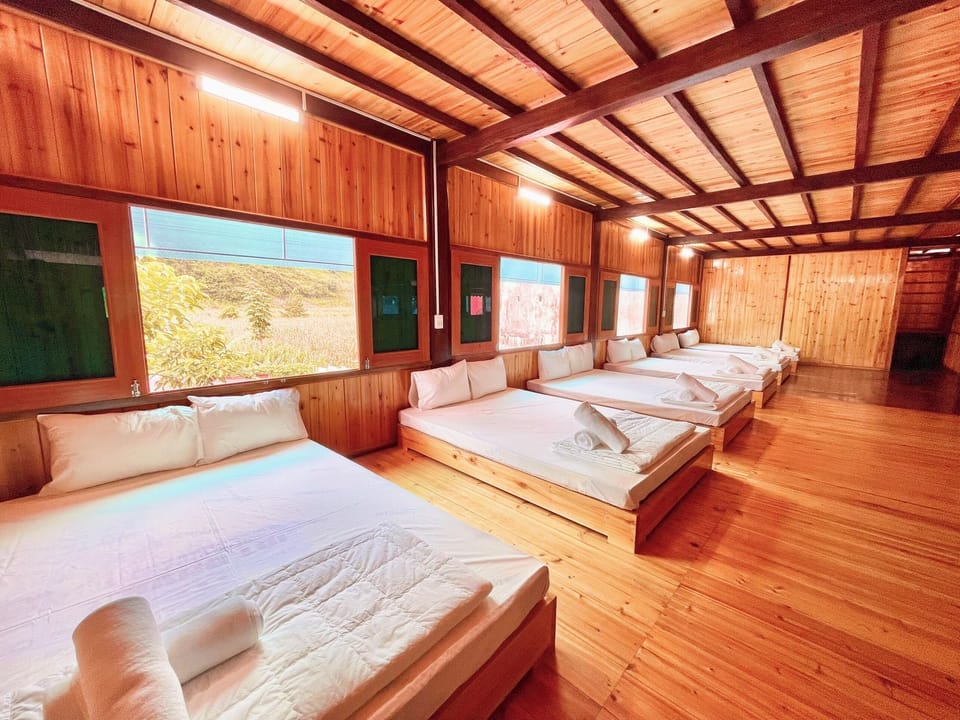 Basic Double Room, Garden View | WiFi (free)