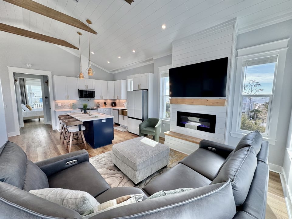 Relax in Front of Fireplace & SmartTv