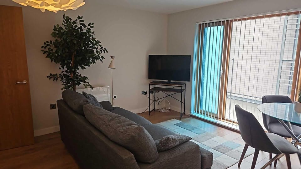 Standard Apartment, Non Smoking | Living area | Flat-screen TV