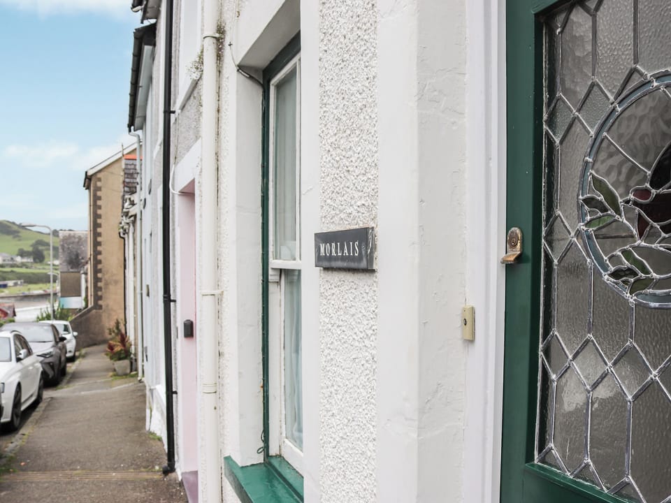 Exterior | Morlais, Criccieth