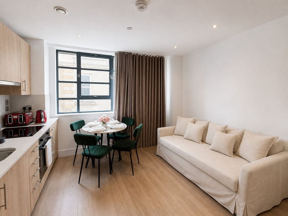 Kitchen, dining & living area | Marylebone Studio flat near Regent's Park