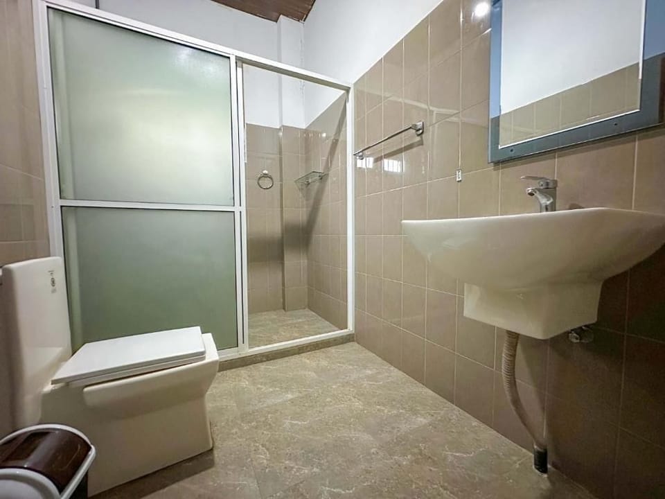 Standard Double Room | Bathroom | Bidet