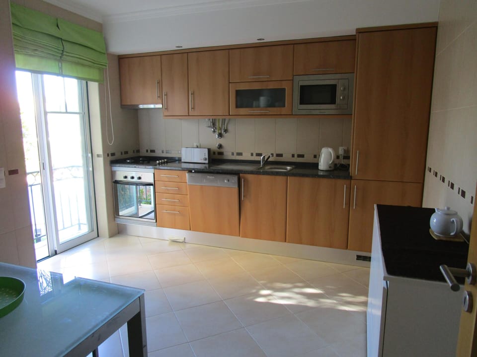 Apartment | Private kitchen | Fridge, microwave, oven, stovetop
