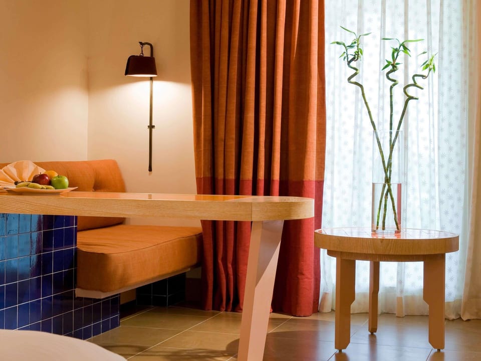 Standard Double Room, 1 Double Bed (Palm Wing) | Minibar, in-room safe, desk, blackout drapes