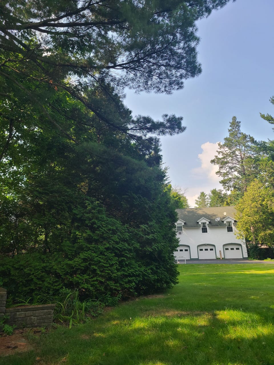 Joyful Manor Cottage.  Beautiful property that built 1910 and has a lot of stori