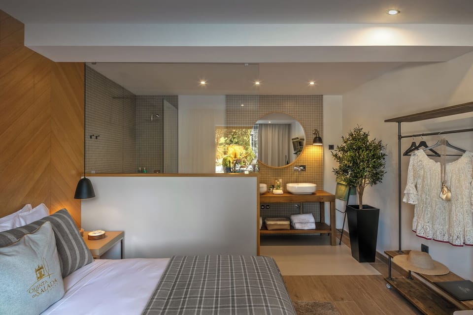 Standard Double Room, Vineyard View (Quarto 5) | Soundproofing, free WiFi, bed sheets