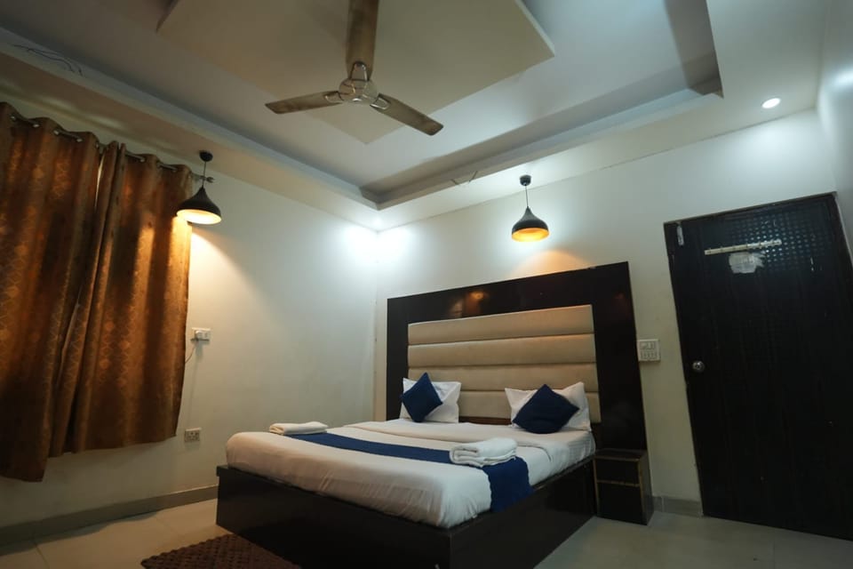 Deluxe Room | Free WiFi
