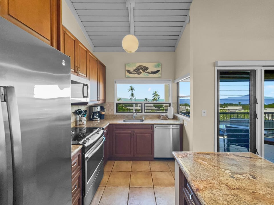 Condo, 2 Bedrooms | Private kitchen | Coffee/tea maker, fridge, oven, toaster