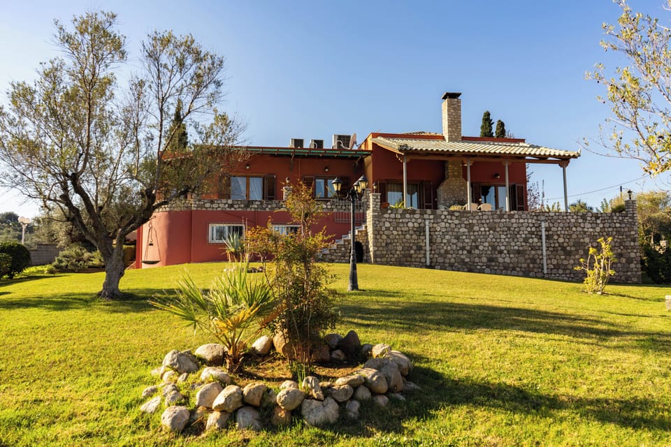 Superior Villa, Sea View | 3 bedrooms, in-room safe, iron/ironing board, free WiFi