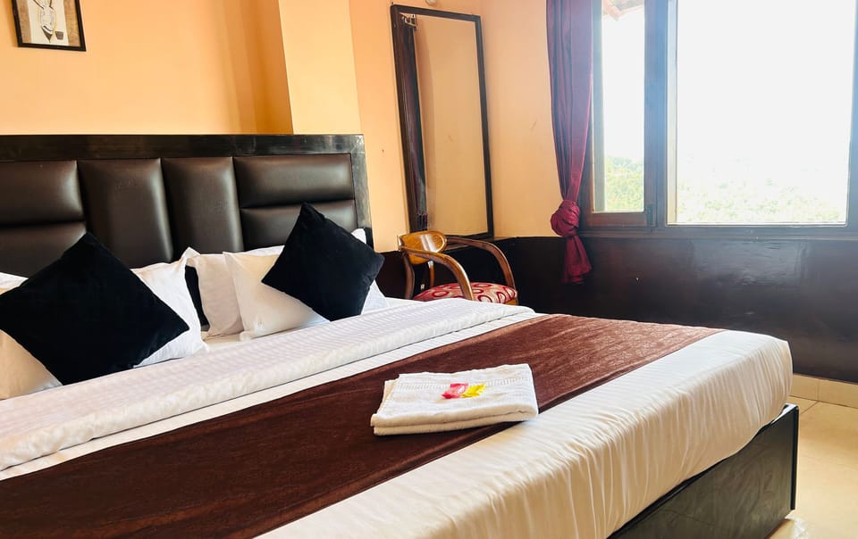 Deluxe Double Room | Free WiFi, bed sheets