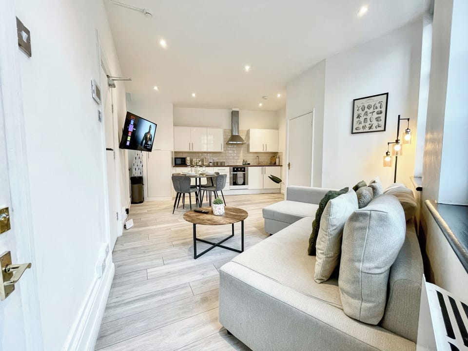 Stylish living area near Old Street, walk to Barbican, Brick Lane & Spitalfields