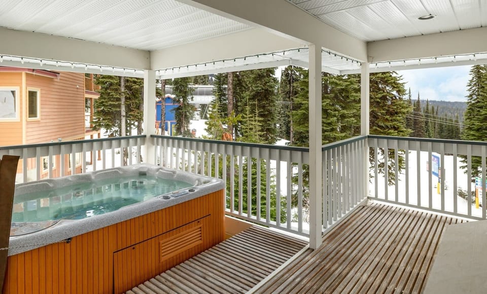 Private Hot Tub 
