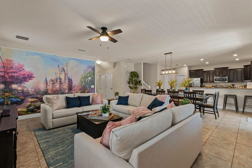 Open floor plan with plenty of seating.
