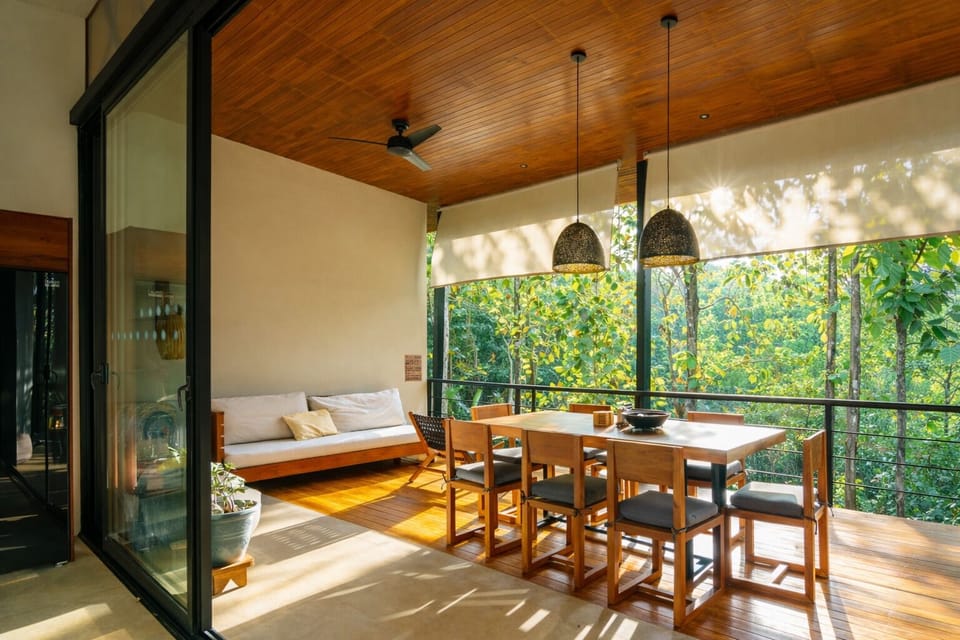 Casa Aloha jungle view