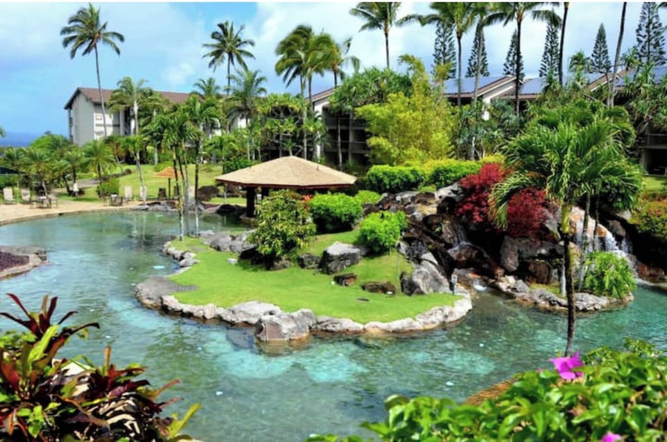 Hanalei Bay Resort is famous for its lagoon style pool