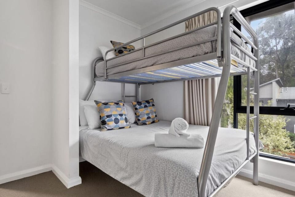 Forest Edge Villa Bunkroom - (Double-Bottom / Single-Top) w/ Ducted Air-conditioning (2nd Floor)