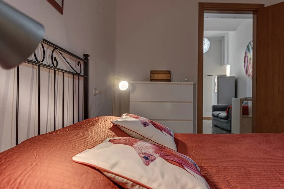 Classic Room | Premium bedding, down comforters, minibar, free WiFi