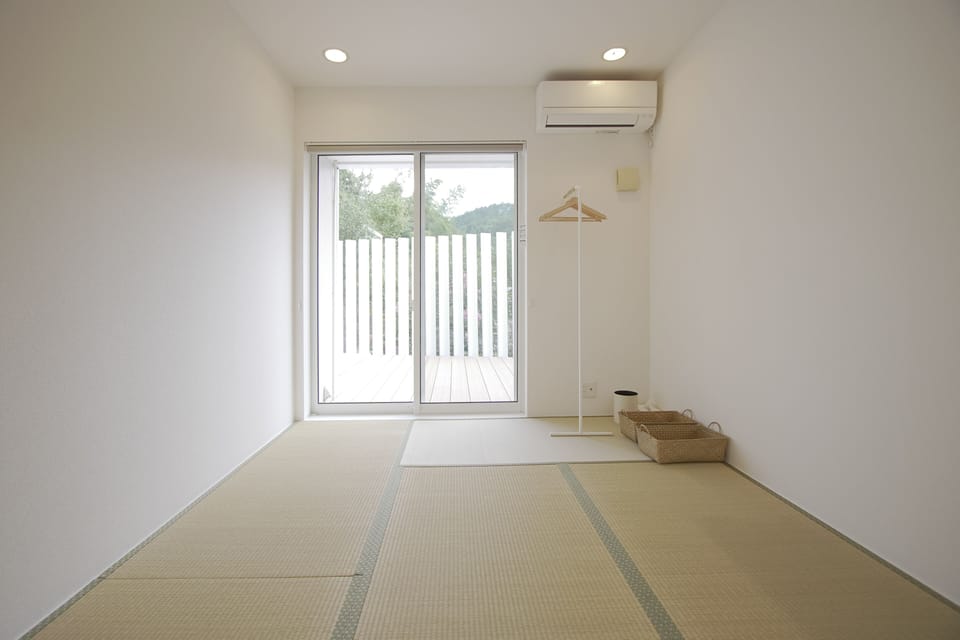 Family Villa, Non Smoking, Patio | 5 bedrooms, blackout drapes, iron/ironing board, WiFi (free)