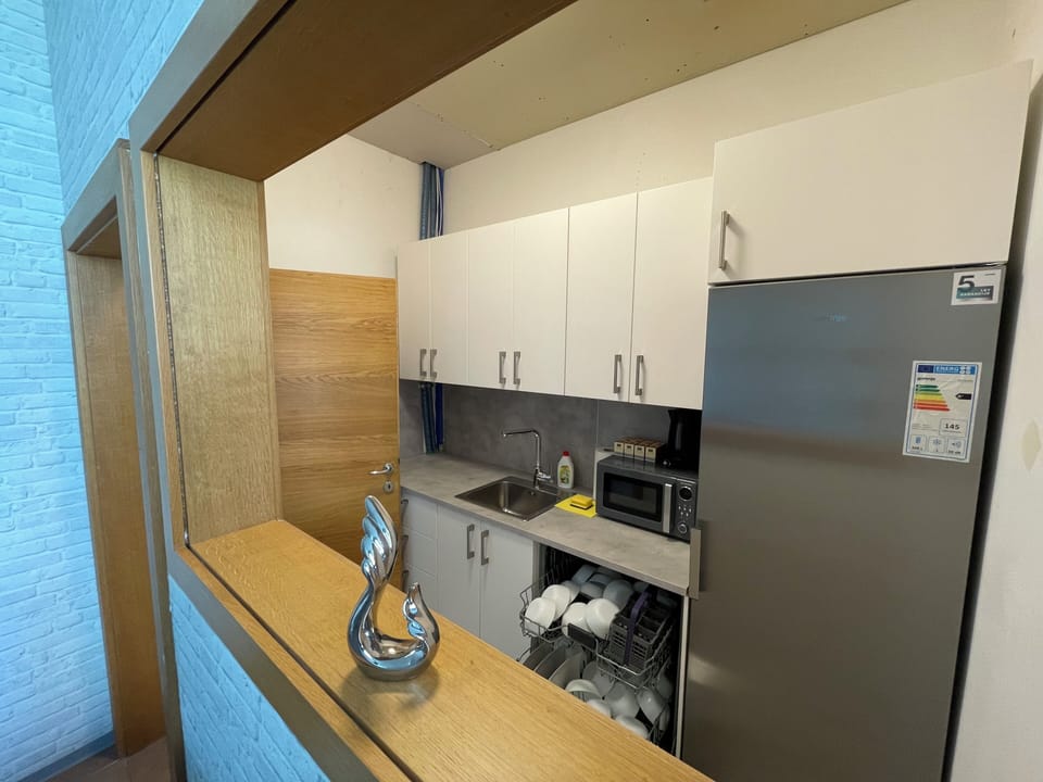 Fridge, microwave, dishwasher, espresso maker