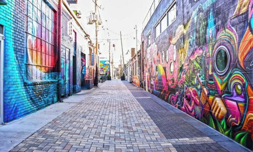Discover the best of Denver just minutes away, parks, museums, dining, and more at your doorstep.