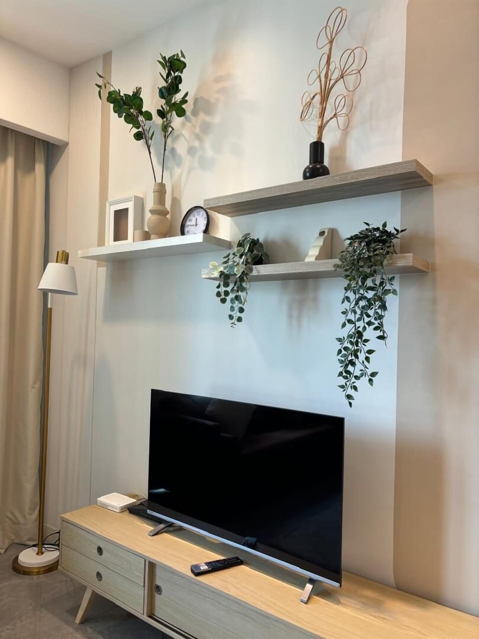 Apartment, 1 Bedroom, Non Smoking | Living area | Flat-screen TV