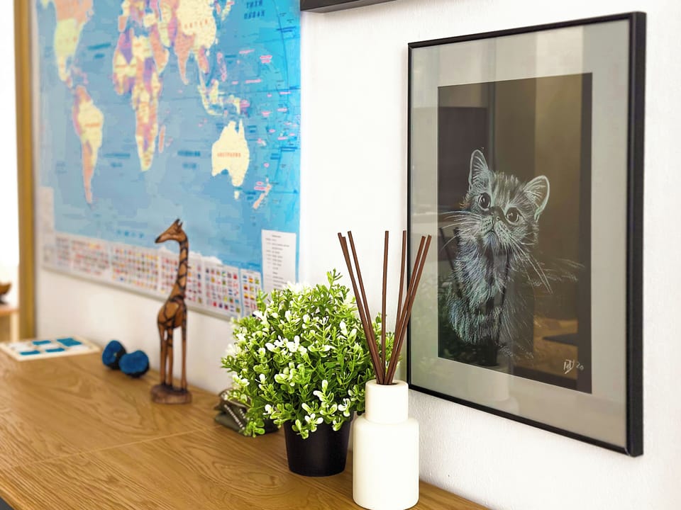 Nature-inspired accents to make you feel right at home. Need more details on the vibe? We’re here to help!