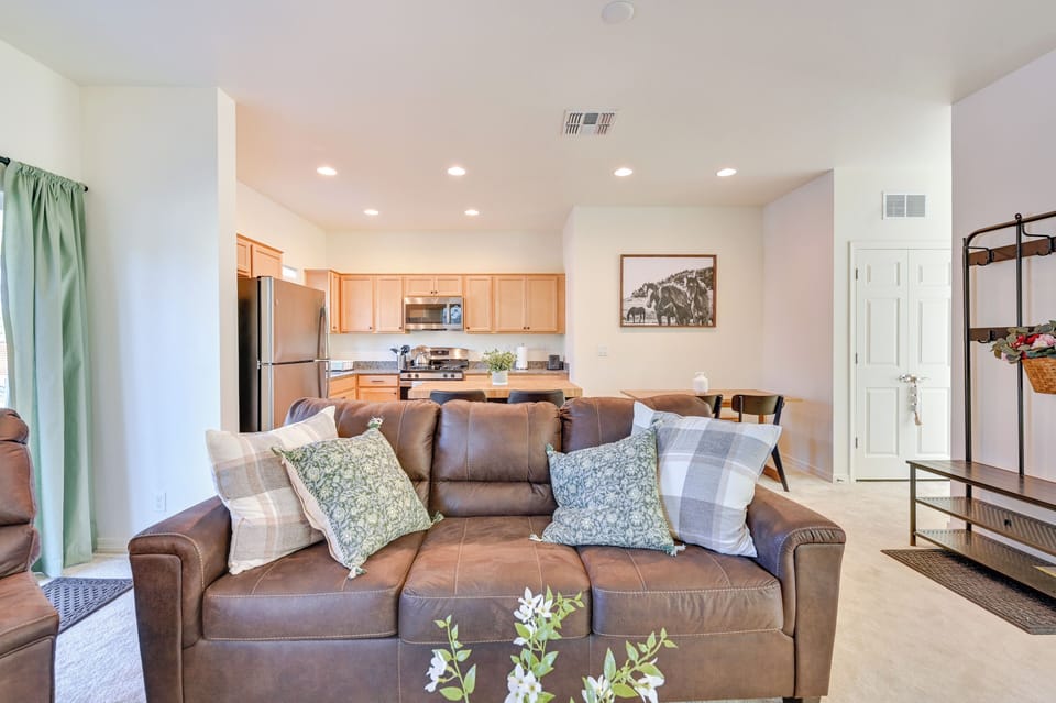 House (2 Bedrooms) | Interior