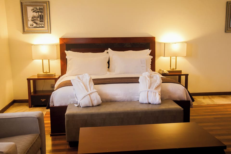 Double Room, Balcony | Desk, laptop workspace, WiFi (free)