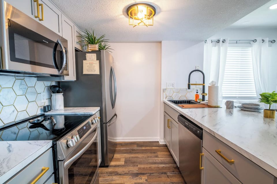 The Jeffrey Martin's fully-equipped kitchen