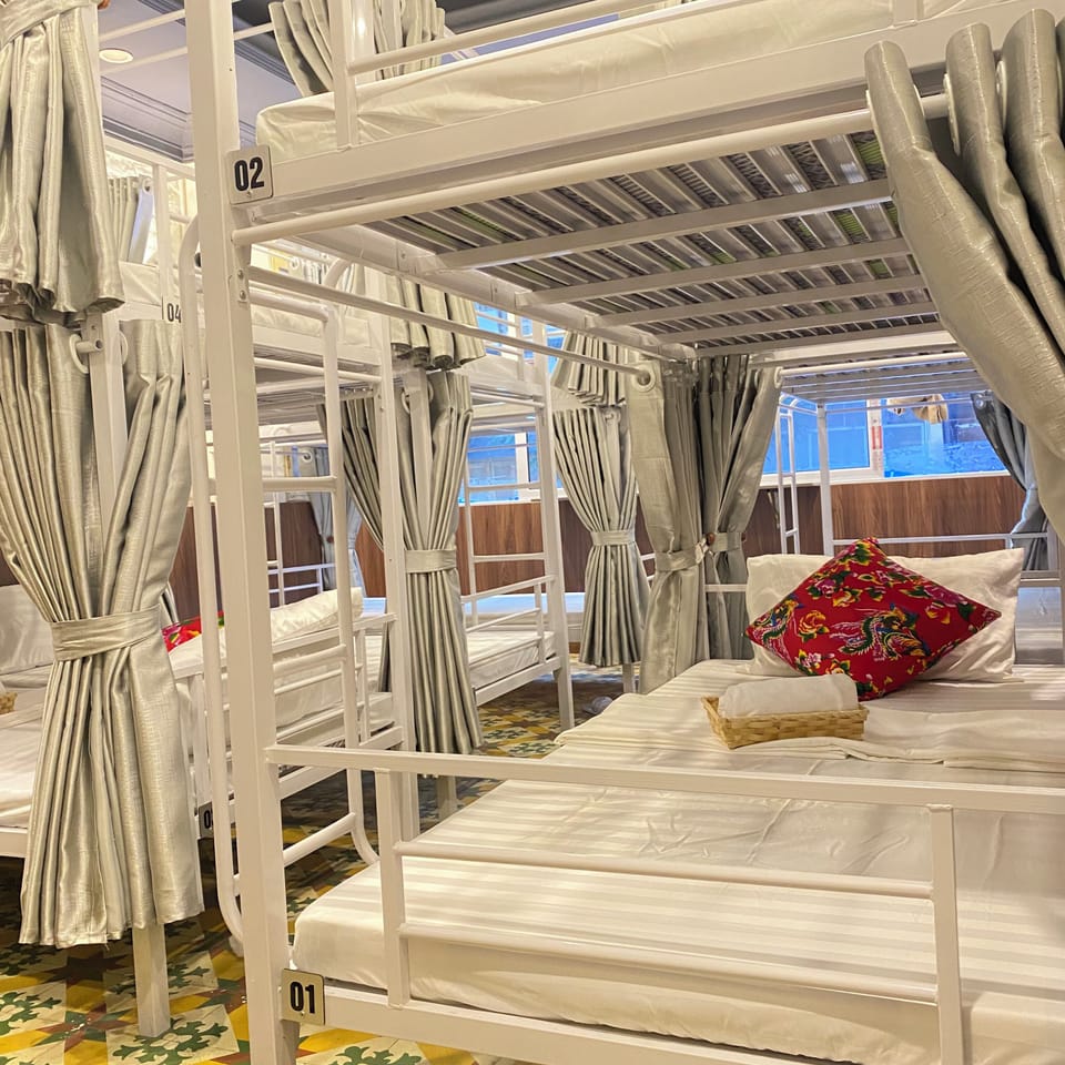 Shared Dormitory, Mixed Dorm, Non Smoking, City View | Free WiFi
