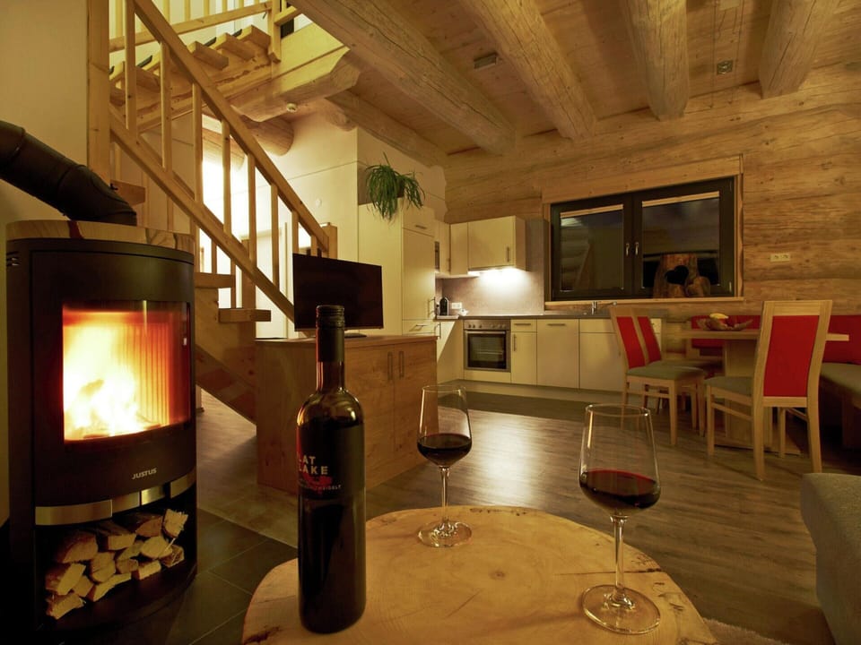 Chalet | Living area