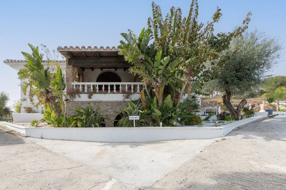 Villa | Exterior