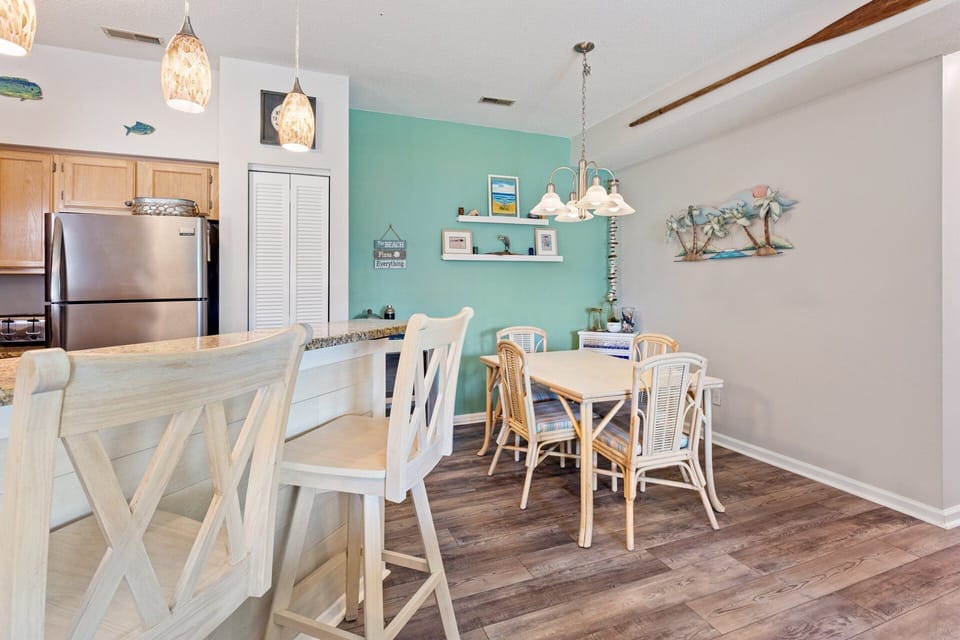 Eat together in the quaint Dining Area or at the Counter Bar.