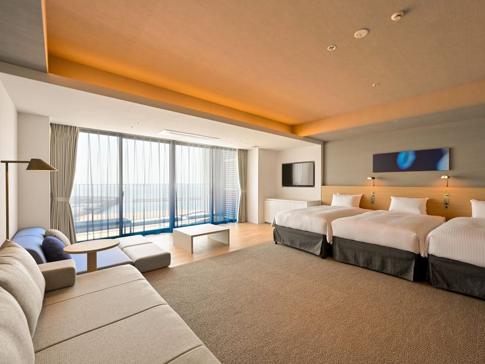 Deluxe Room, 3 Bedrooms, Balcony, Ocean View (with Kobe Suma Sea World tickets) | In-room safe, blackout drapes, soundproofing