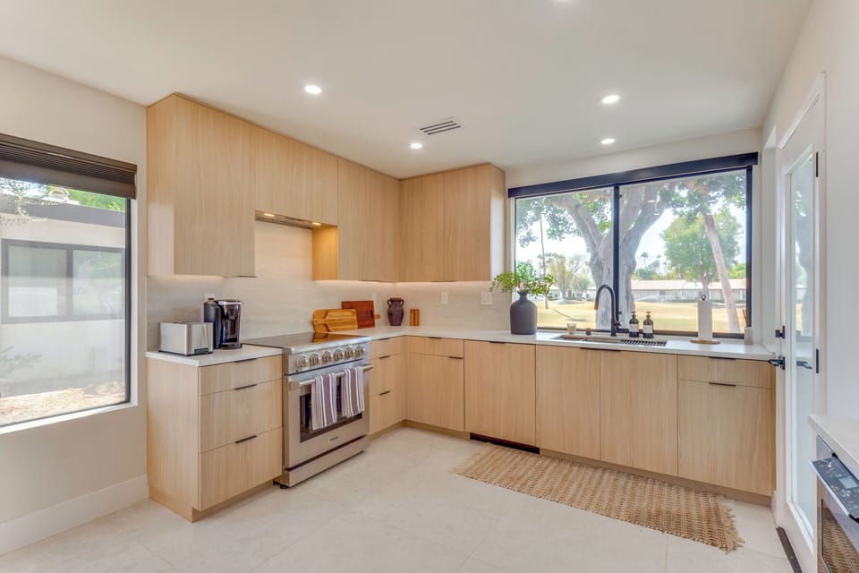 Kitchen | Keurig | Blender | Toaster