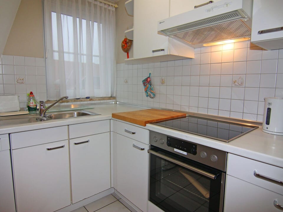 Apartment | Private kitchen | Electric kettle, toaster, highchair