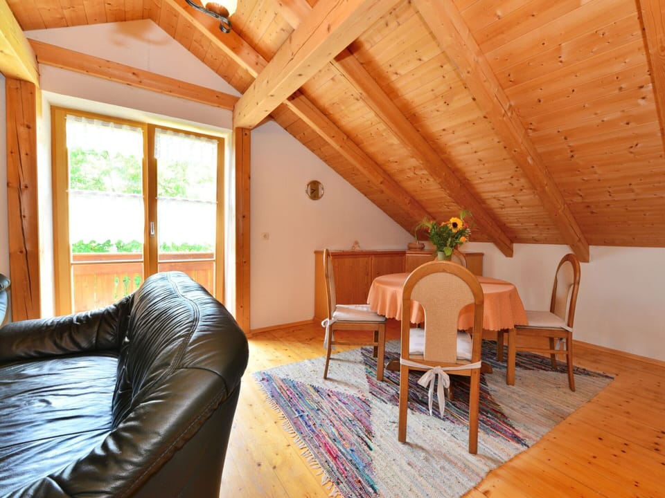 House | Dining