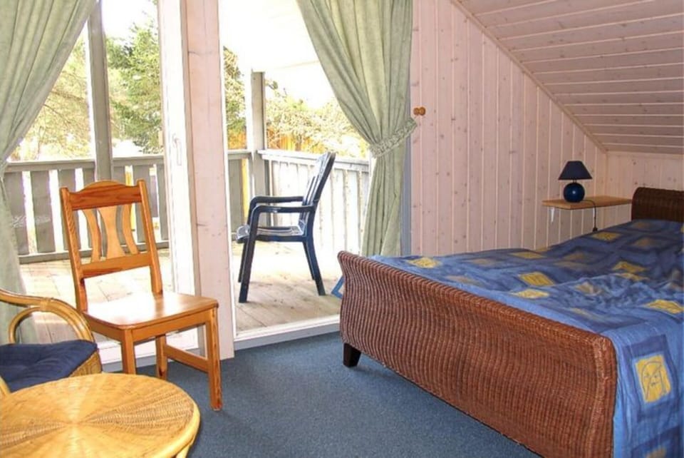 House | 3 bedrooms, individually furnished