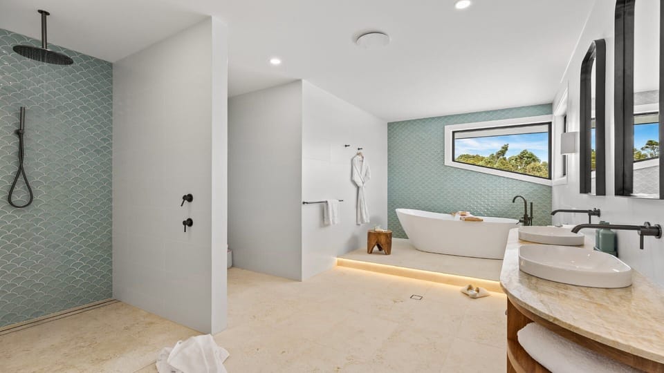 Ensuite