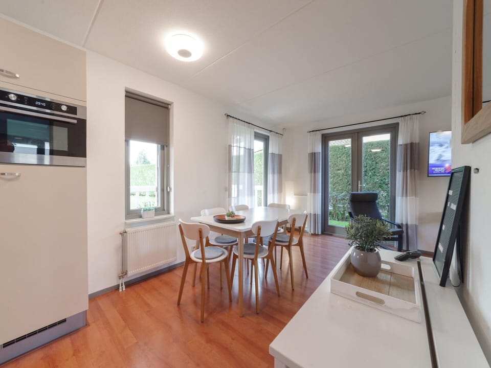 House | Dining