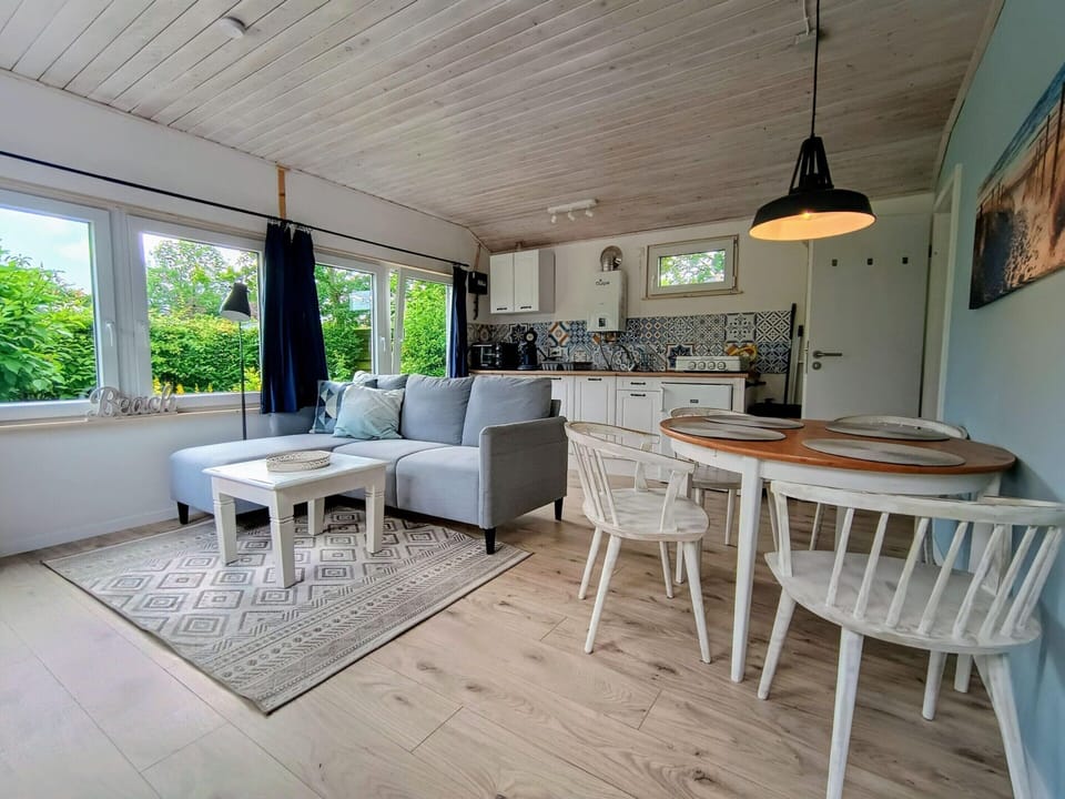 House | Dining